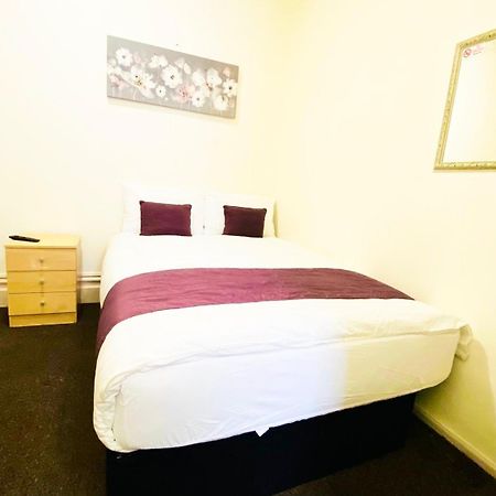 Beach Blackpool Hotel - Great Location, Comfortable Beds Dış mekan fotoğraf
