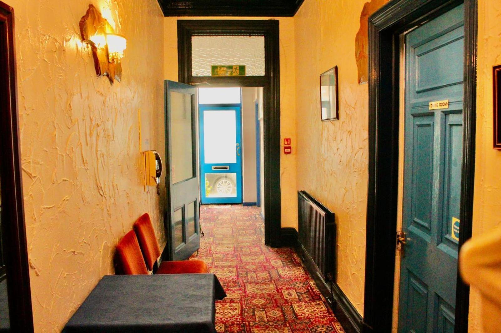 Beach Blackpool Hotel - Great Location, Comfortable Beds Dış mekan fotoğraf